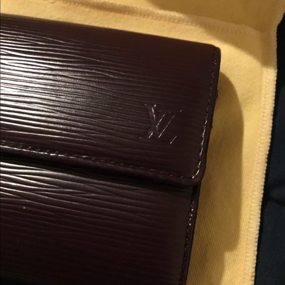 Vintage Authentic Louis Vuitton Epi Porte Feuille Sara Leather Long Bifold Walle - Picture 5 of 15